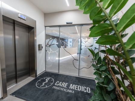 vstup do kliniky